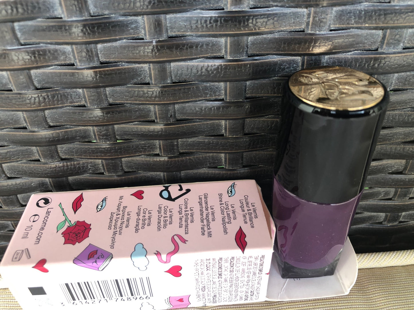 Lancome Le Vernis Long Lasting Shine & Color Nail Polish