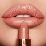 Charlotte Tilbury, Kissing Fallen From The Lipstick Tree
