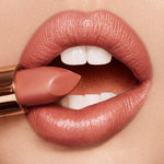 Charlotte Tilbury, Kissing Fallen From The Lipstick Tree