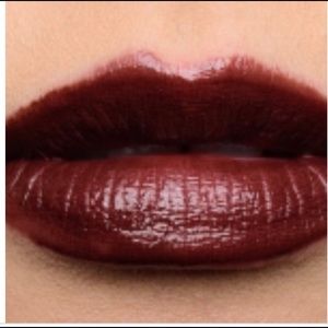 Mac Vamplify lipstick - NO 38 thunderkiss